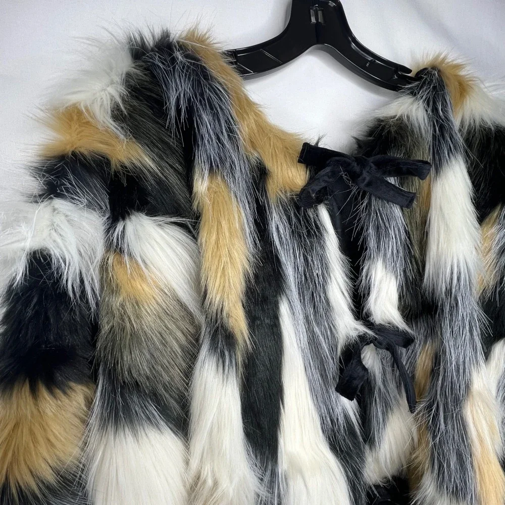 Nicole Miller Faux Fur Christmas Tree Skirt Cape Multicolor‎ Calico Holiday